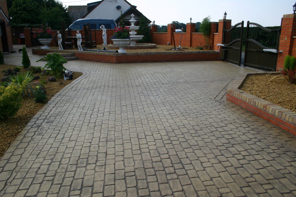 Warm-Toned Block Paved Driveway Project